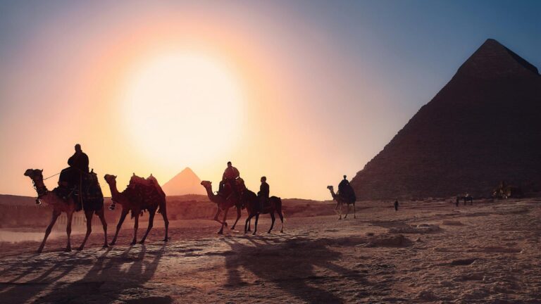 W 2022 roku Egipt odwiedziło 11,7 miliona turystów