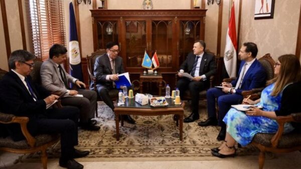 Egipt i Kazachstan rozmawiają o zacieśnianiu współpracy dwustronnej w turystyce